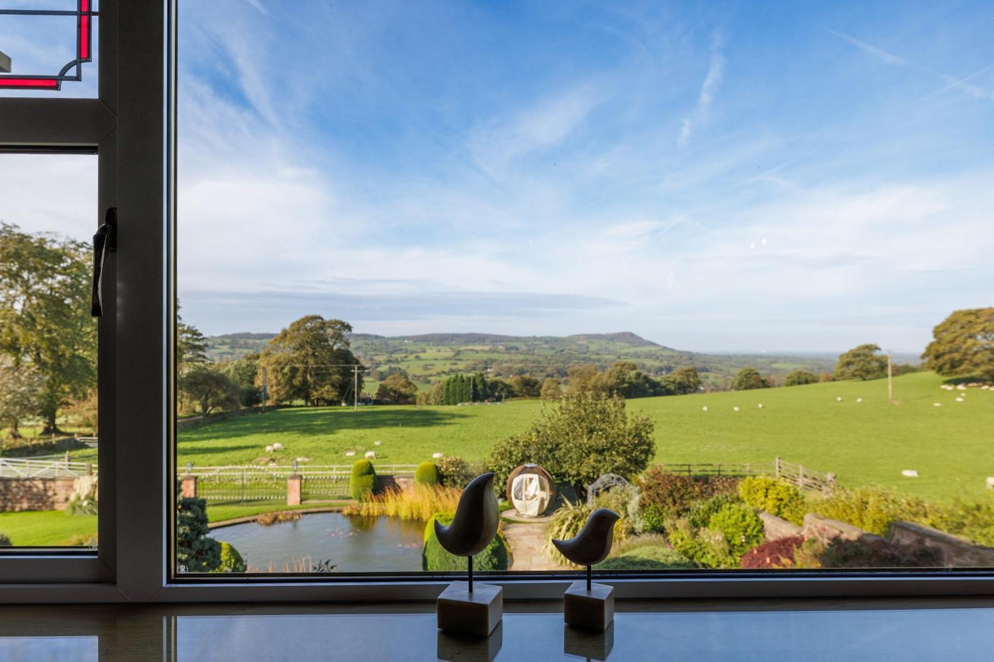Heaton House Farm Bed & Breakfast Macclesfield Exterior photo